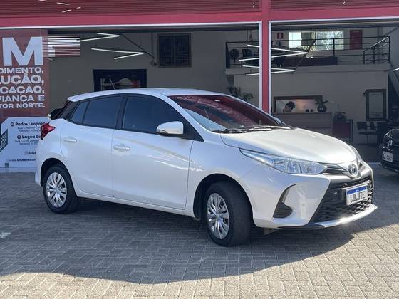 TOYOTA YARIS 1.5 16V FLEX XL MULTIDRIVE TOYOTA YARIS 1.5 16V FLEX XL MULTIDRIVE